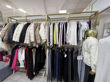 Кронштейны, стойки: Кронштейны Стеллажи Стойки Вешала Столы ресепшен Раскладочные — 6