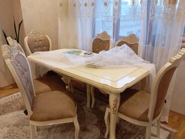 Masalar: Qonaq otağı üçün, İşlənmiş, 6 stul