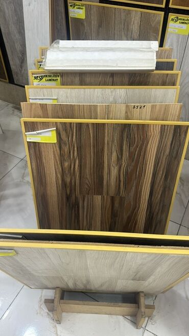 Laminat: Ağac naxışlı laminat döşəmə paneli - Təbii ağac teksturasını verən — 7