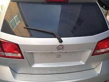 sa staklom: Fiat freemont zadnje staklo gepeka. Fiat freemont zadnje staklo — 2