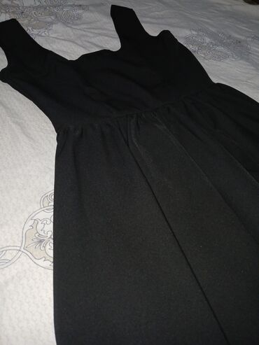 Sarafanlar: Həm sarafanhəm də don kimi istifsdə edilə bilir. Tamamilə yenidir — 8