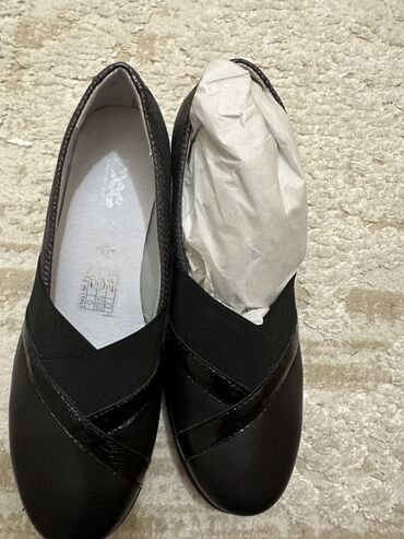 obuća: Loafers, 39