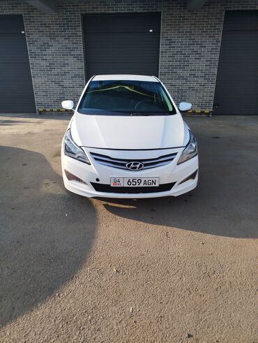 Hyundai: Hyundai Solaris: 2015 г., 1.6 л, Механика, Бензин, Седан