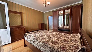 9 mikrorayon: Kiraye ev_tibb unversetine yaxin 9/7 mertebesinde 4 otaqli ev 900 azn — 8