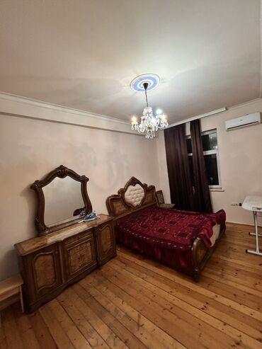 Uzunmüddətli kirayə mənzillər: Kirayə mənzil – klassik üslubda, tam mebellidir Xüsusiyyətlər: - 2 -da lalafo.az — 3 Uzunmüddətli kirayə mənzillər: Kirayə mənzil – klassik üslubda, tam mebellidir Xüsusiyyətlər: - 2 — 3