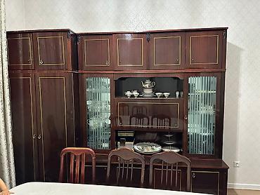 Кухонные столы: Гарнитур для зала, Б/у, Шкаф, Самовывоз — 2
