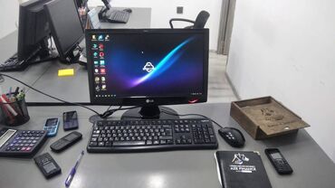 Masaüstü kompüterlər və iş stansiyaları: Masaüstü kompüterlər işləkdir. 6 ədəd PC, 6 ədəd monitor, 6 ədəd — 23
