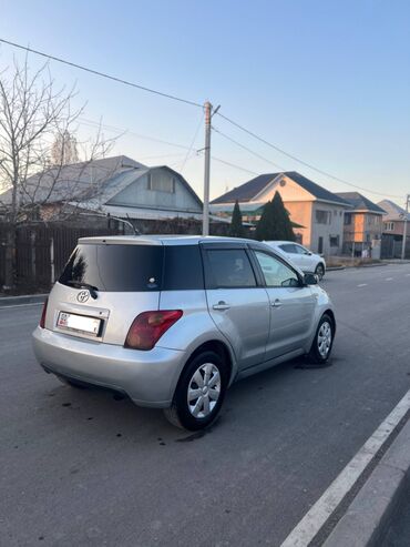 Toyota: Toyota ist: 2003 г., 1.3 л, Автомат, Бензин, Хэтчбэк — 10