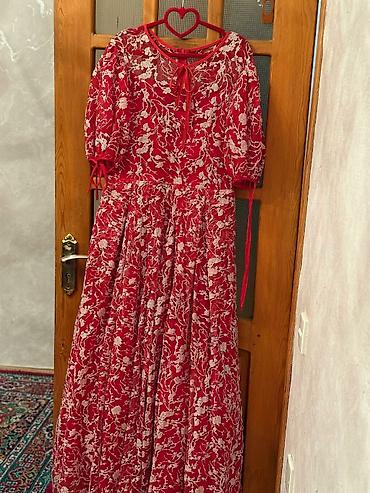 Ziyafət donları: Zərif qadın paltarı seti – 2 ədəd 1) Krem rəngli, nazik və yüngül yay — 3