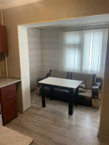 фотостудия советская квартира: Bakı, Yasamal, 3 otaqlı, Köhnə tikili, m. İnşaatçılar, 70 kv. m