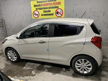 степ аэробика: Chevrolet Spark: 2017 г., Автомат, Бензин, Хэтчбэк — 3