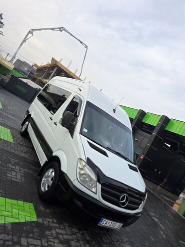 Mercedes-Benz: Mercedes-Benz Sprinter – putnički kombi visokog krova - Karoserija — 12