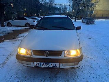 Volkswagen: Volkswagen Passat Variant: 1994 г., 1.8 л, Механика, Бензин, Универсал — 4