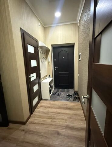 сдаюу квартира тунгуч: 1 бөлмө, 45 кв. м, Элитка, 5 кабат, Дизайнердик ремонт