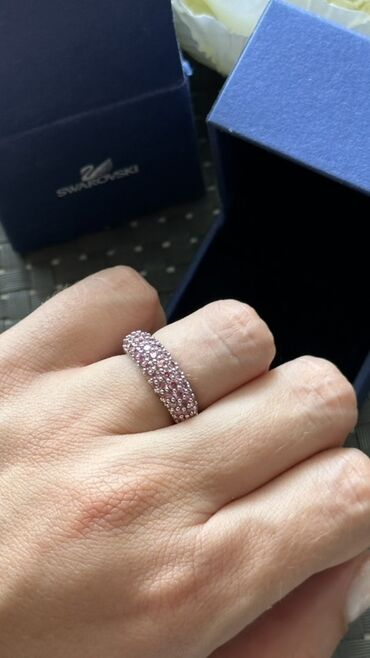 Üzüklər: Üzük, Swarovski — 6