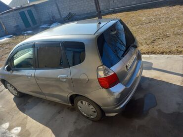Honda: Honda Fit: 2006 г., 1.3 л, Автомат, Бензин, Хэтчбэк
