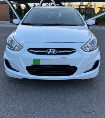 Hyundai: Hyundai Accent: 1.4 l | 2016 il Sedan