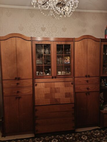 шкафы ванной комнаты: Гарнитур для зала, Шкаф, Дерево
