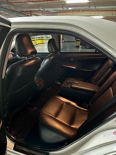 Toyota: Toyota Camry: 2.5 l | 2013 il Sedan — 12