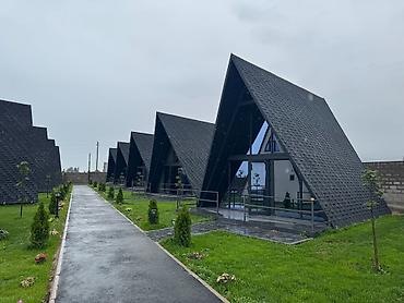 комна: A‑frame домик-шале с панорамным остеклением и террасой. Планировка и — 2