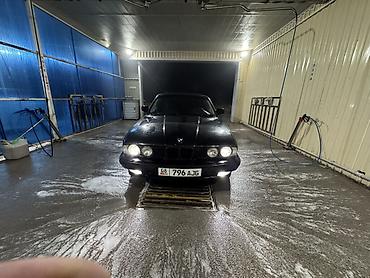 BMW: BMW 5 series: 1990 г., Седан — 5