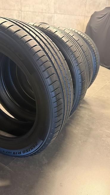 Шины: Шины 255 / 50 / R 19, Лето, Б/у, Комплект, Италия, Pirelli — 2