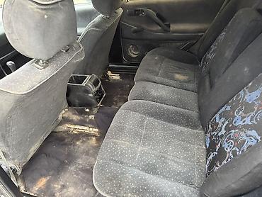 Volkswagen: Volkswagen Passat Variant: 1993 г., Механика, Универсал — 5