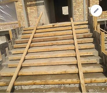 ness construction: Бетонная лестница Для дома, Форма лестницы: Многомаршевая — 2