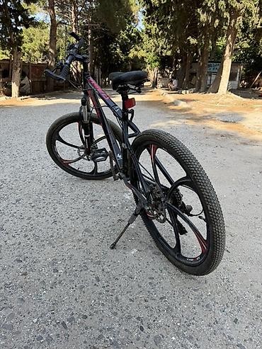 26 velosipedler: Velosiped – SUMMA ULTRA, dağ/şosse tipli Xüsusiyyətlər: - Gediş növü — 2