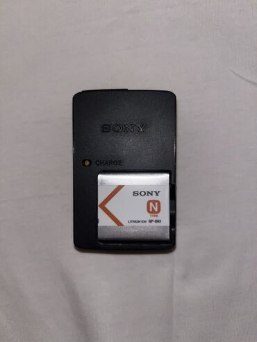 Fotokameralar: Sony N/G Batareya ve Adapter 

Her biri Komplekt 50 Azn