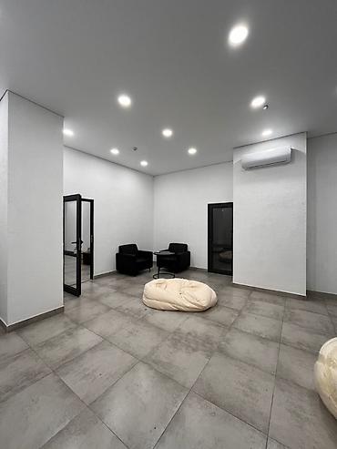 Аренда офисов: Аренда офисов, 112 м², В жилом комплексе, 1 линия, С отдельной кухней, С видом на горы — 7