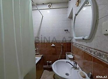Daşınmaz əmlak: Kirayə üçün orta təmirli 2 otaqlı mənzil. ünvan Qara Qarayev — 7