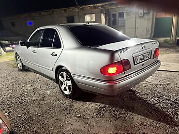а 190: Mercedes-Benz E-Class: 1999 г., 2 л, Механика, Бензин, Седан — 3