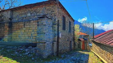Həyət evləri və villaların satışı: 5 otaqlı, 500 kv. m, Orta təmir