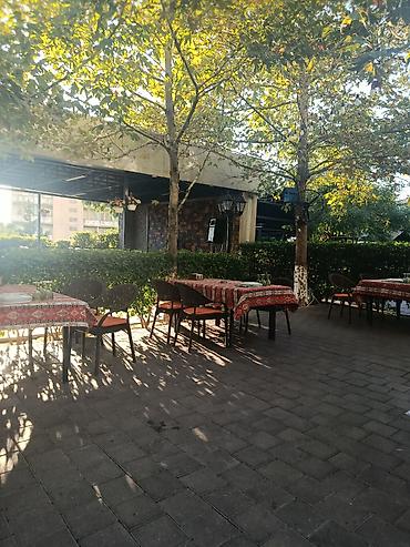 Nağıl puba ofisantka xanım lazımdır təcili 18-30 yaş arası görkəmli