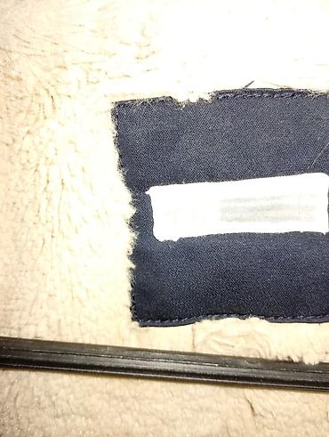 rupicasta majica: Zimska parka jakna, tamnoplave boje, sa kapuljačom obloženom krznom — 4