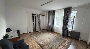 3 комнаты, 65 м², Моссовет Сталинка, 2 этаж, Косметический ремонт at lalafo.kg 3 комнаты, 65 м², Моссовет Сталинка, 2 этаж, Косметический ремонт