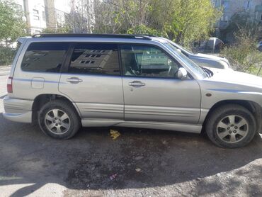 Subaru: Subaru : 2000 г., 2 л, Автомат, Бензин, Седан