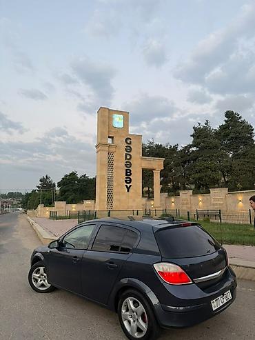Opel: Opel Astra H – 5 qapılı hetçbek - Kuzov: hetçbek, tünd boz rəng - — 2