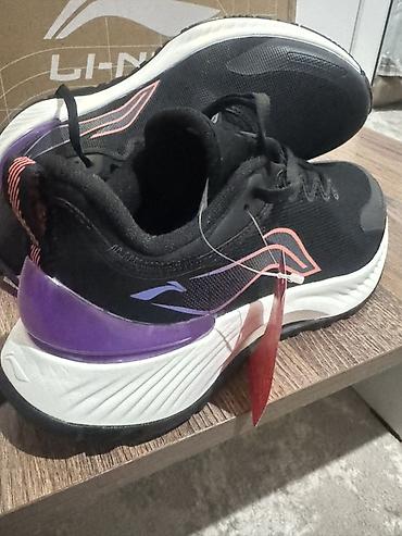 lining flex: Кроссовки Li-Ning (модель ARHS007-10) - Размер: US 8 / EUR 41 / CN — 1
