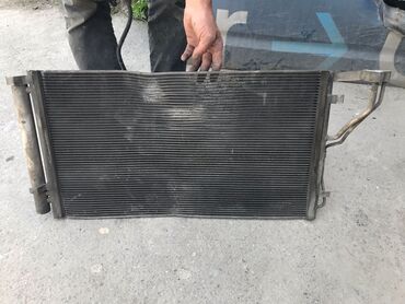 işlənmiş radiator: Hundai Sonata 2010-2015 modeli orjinal ustden cixma kondinsaner