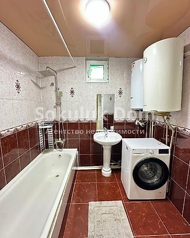 Продажа коттеджей и домов: 🏠Продается дом в с. Сокулук 🟡Комнаты: 4 🟡Участок: 12 соток — 13