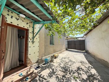 комнаты ысык кол: Дом, 70 м², 5 комнат, Агентство недвижимости, Старый ремонт