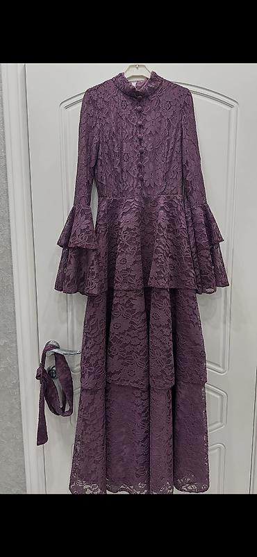 Вечернее платье, А-силуэт, Длинная модель, С рукавами, XS, 2XS at lalafo.kg Вечернее платье, А-силуэт, Длинная модель, С рукавами, XS, 2XS