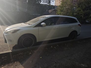 Ford: Ford Focus: 2013 г., 2 л, Робот, Бензин, Универсал — 3