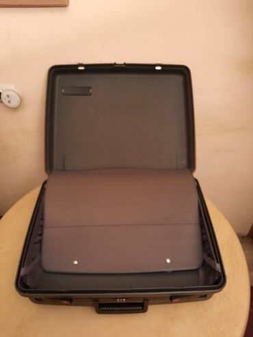 pamucna tunika sifra: Delsey putni kofer sa sifrom,putna torba Visina oko 40 cm. Duzina oko