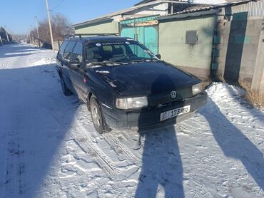 Volkswagen: Volkswagen Passat: 1990 г., 1.8 л, Механика, Бензин, Универсал