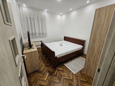 Dugoročni najam stanova: 3 sobe — 24