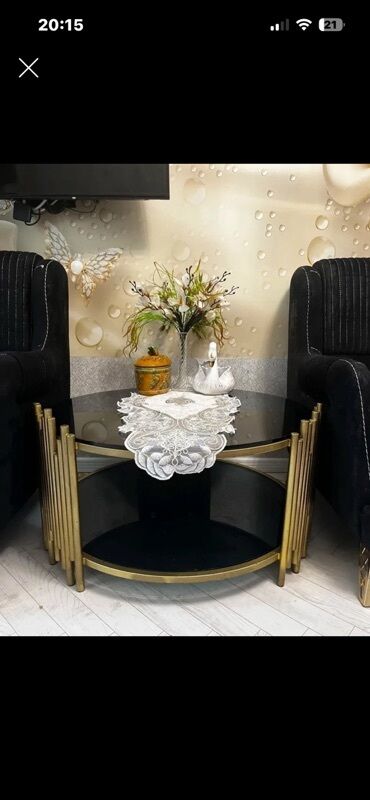 журнальный столик на колесиках: Круглый стол, Нераскладной, Без колесиков, Стекло