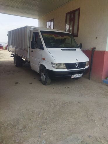 рация для фуры: Легкий грузовик, Mercedes-Benz, Стандарт, 3 т, Б/у